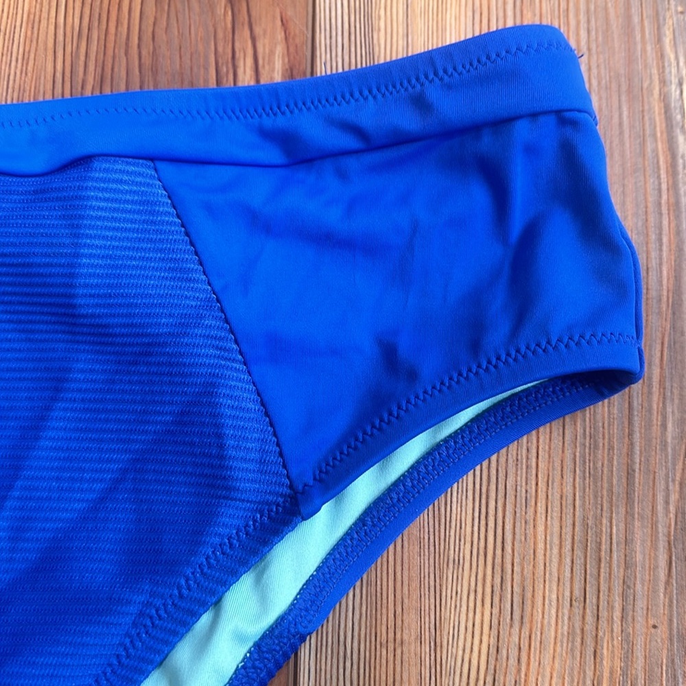 NWOT high waist royal blue bikini bottom. Size large - Picture 2 of 4